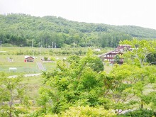谷を隔てたエルム高原家族旅行村